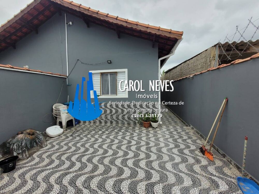 Casa à venda com 2 quartos, 68m² - Foto 2