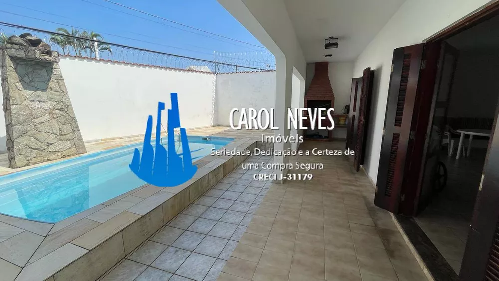 Casa à venda com 6 quartos, 236m² - Foto 3