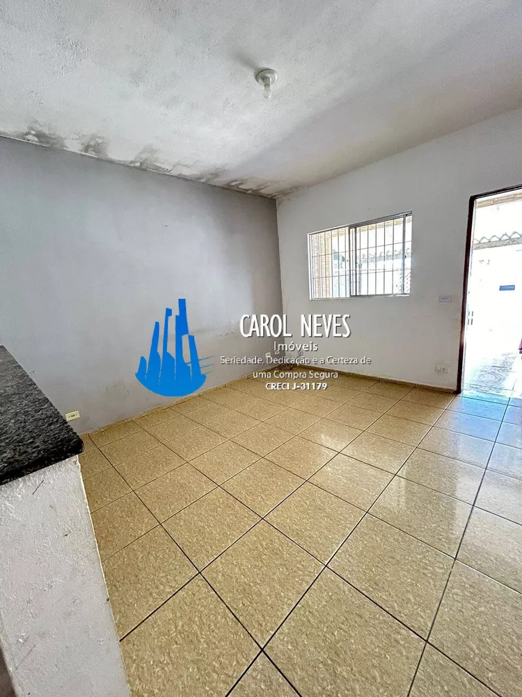 Casa à venda com 2 quartos, 75m² - Foto 8