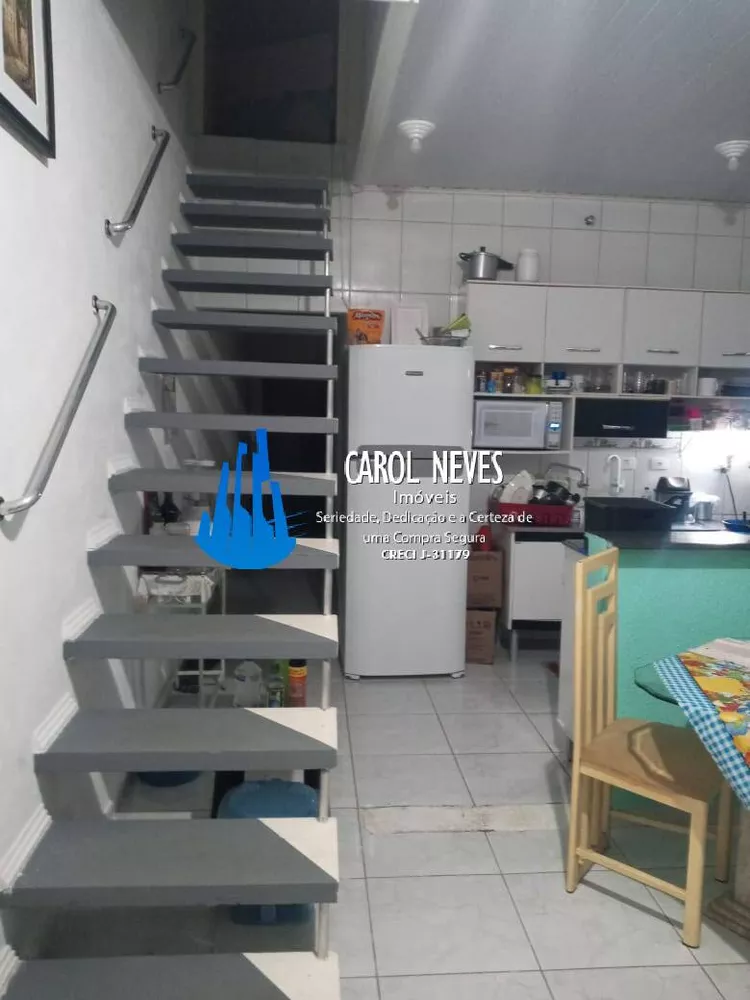 Casa à venda com 2 quartos, 100m² - Foto 4