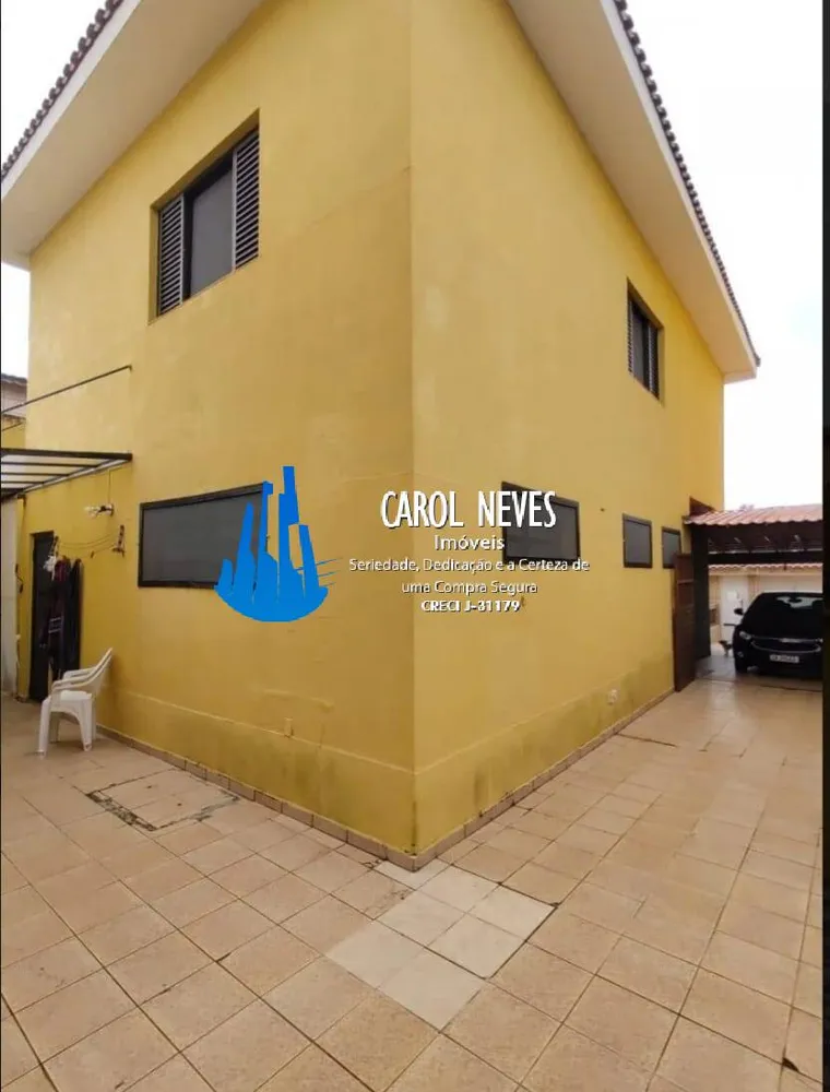 Sobrado, 3 quartos, 209 m² - Foto 1