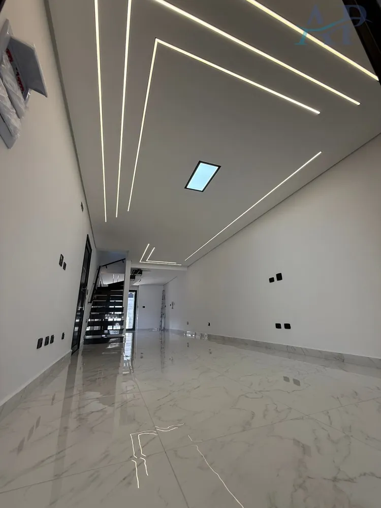 Casa, 4 quartos, 205 m² - Foto 2