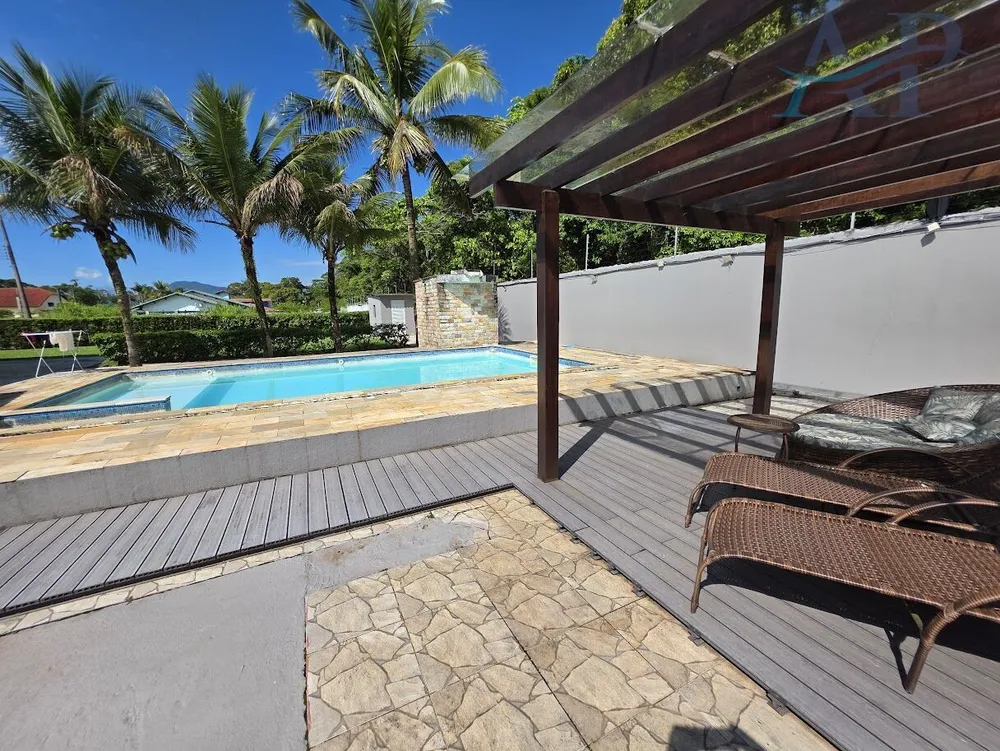 Casa, 3 quartos, 1070 m² - Foto 4
