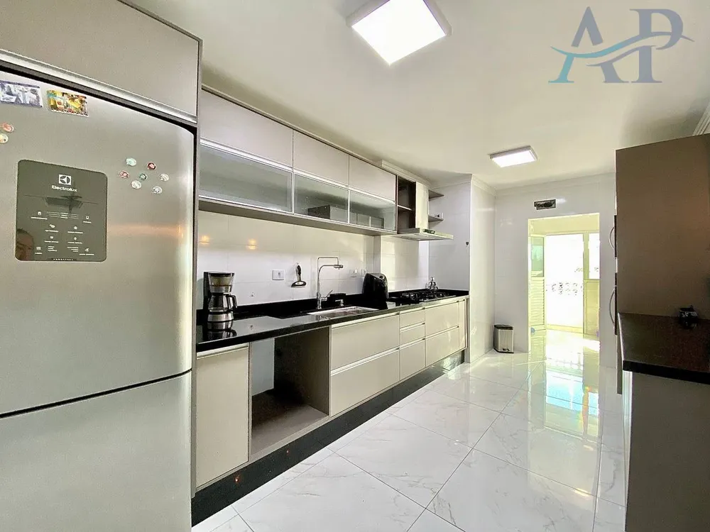 Apartamento, 3 quartos, 140 m² - Foto 9