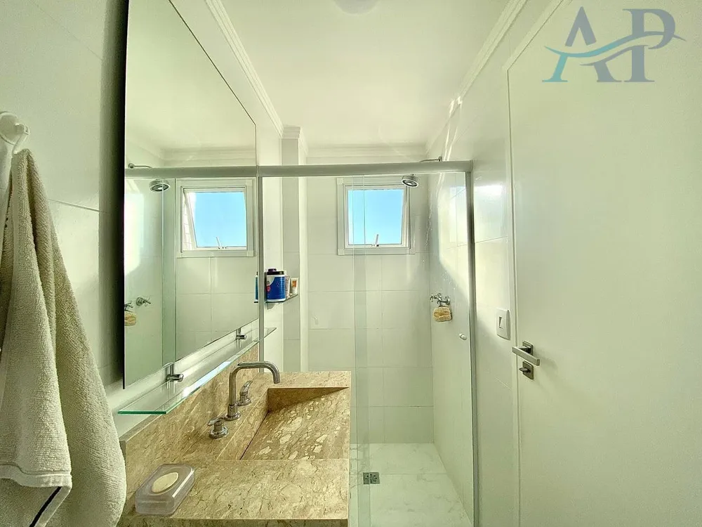 Apartamento, 3 quartos, 140 m² - Foto 3