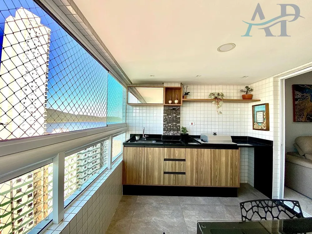Apartamento, 3 quartos, 140 m² - Foto 1
