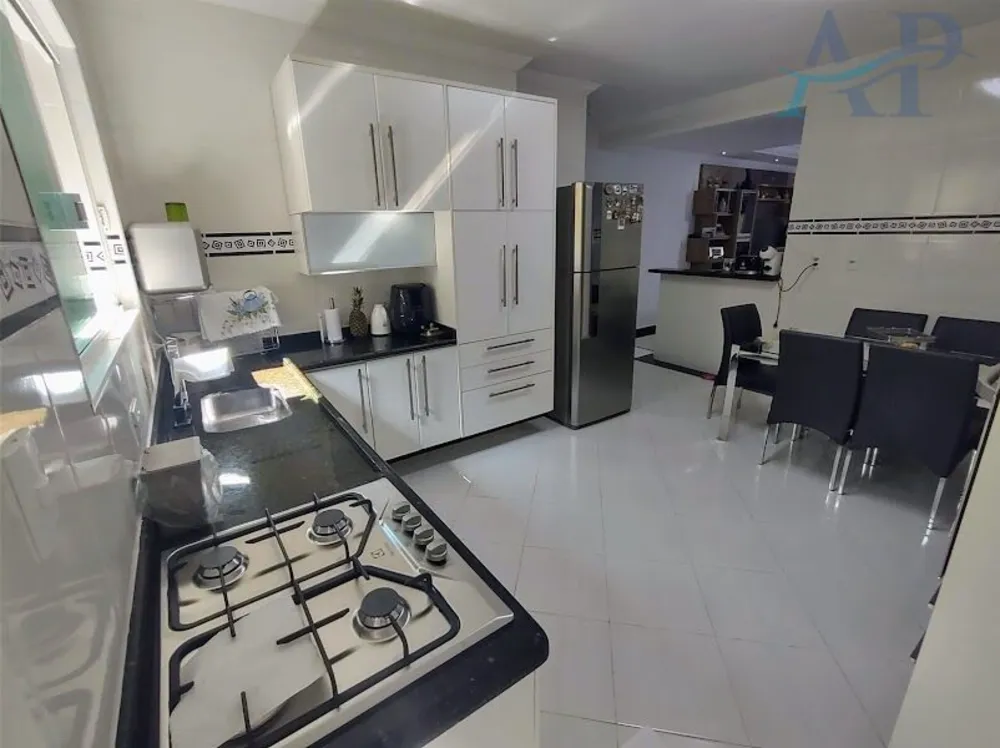 Casa, 3 quartos, 121 m² - Foto 3
