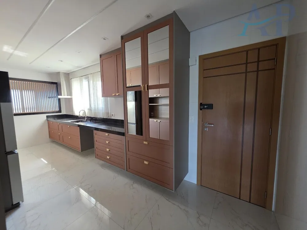Apartamento, 4 quartos, 184 m² - Foto 2