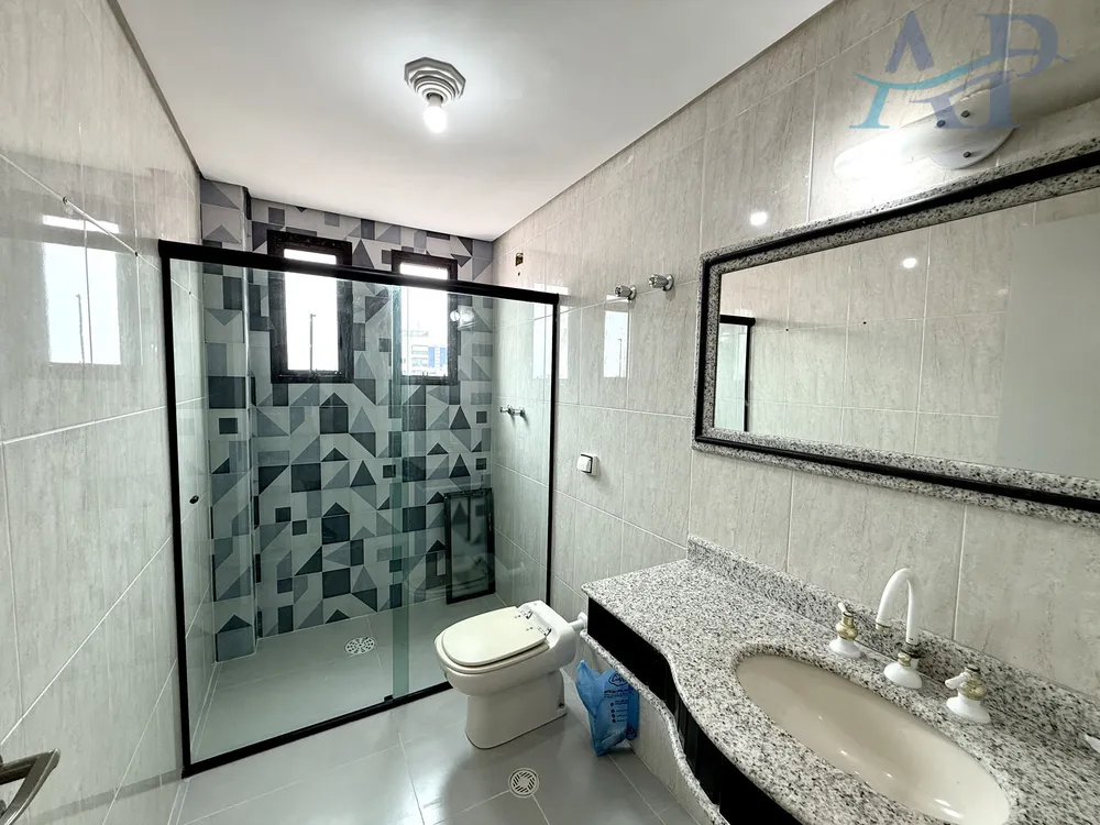 Apartamento, 3 quartos, 130 m² - Foto 1