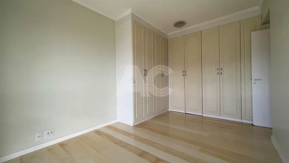 Apartamento à venda com 4 quartos, 159m² - Foto 19