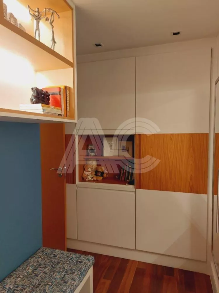 Apartamento à venda com 4 quartos, 190m² - Foto 9