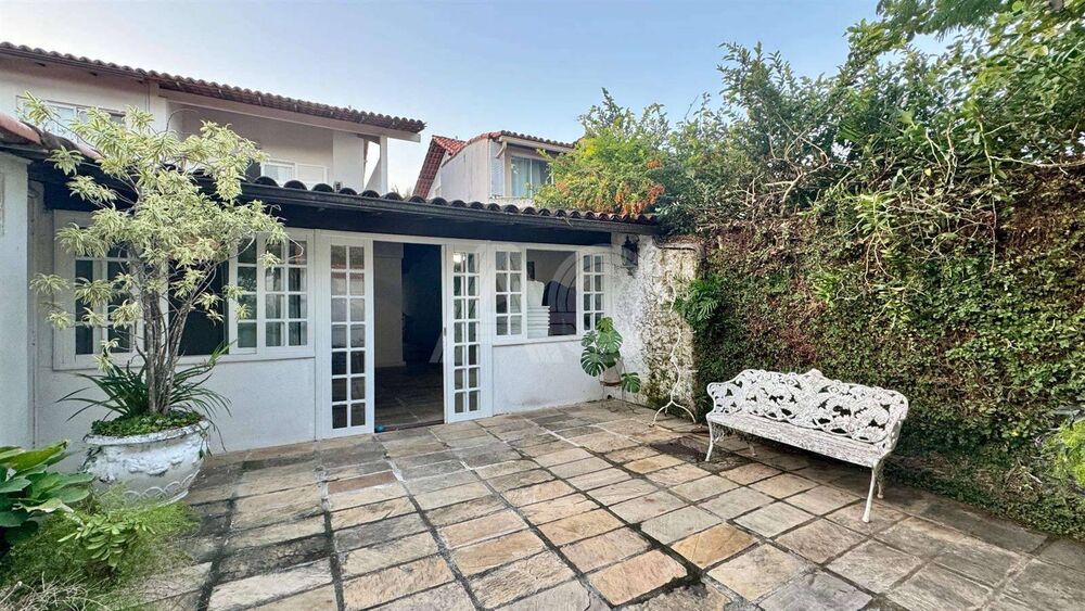 Casa de Condomínio, 4 quartos - Foto 1