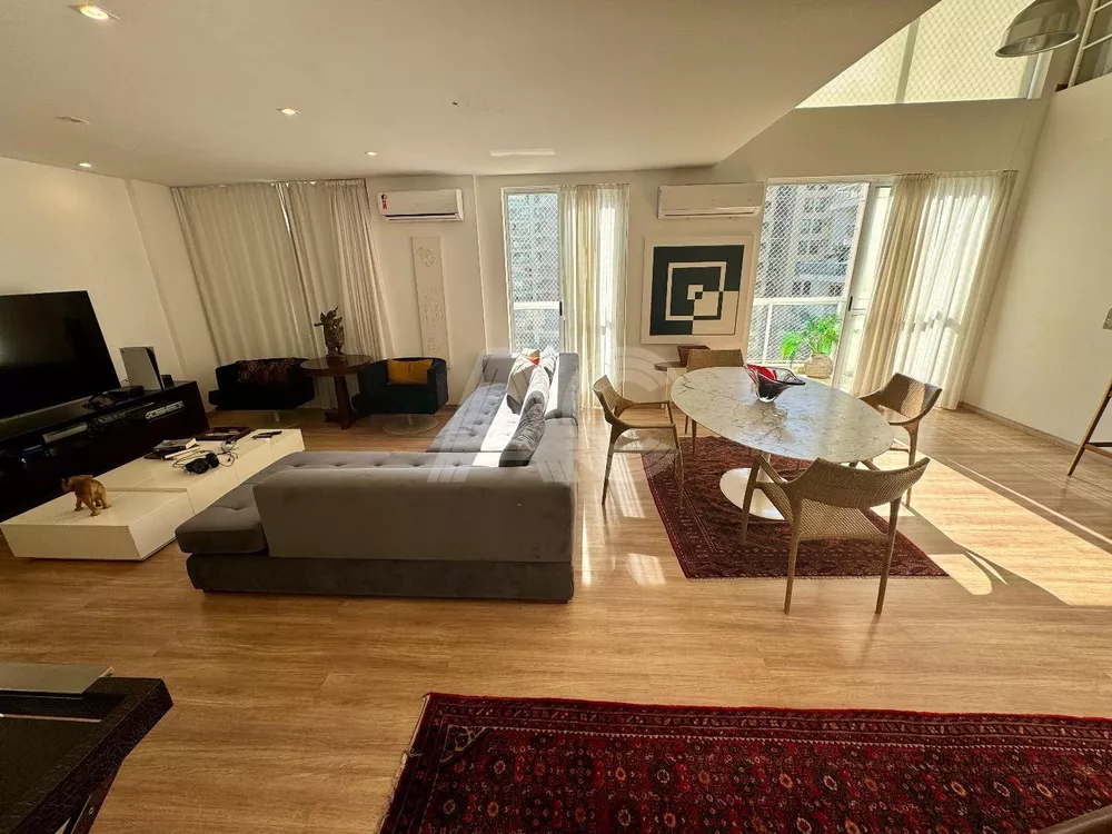 Apartamento à venda com 2 quartos, 125m² - Foto 25