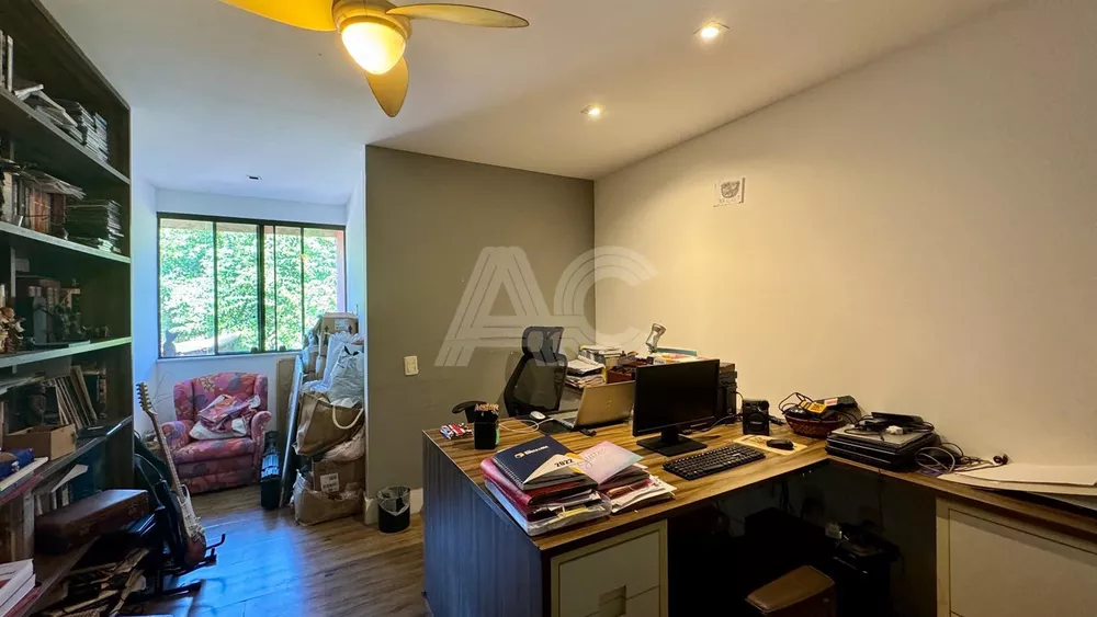 Casa de Condomínio à venda com 4 quartos, 250m² - Foto 28