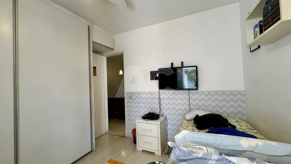 Casa de Condomínio à venda com 4 quartos, 250m² - Foto 19