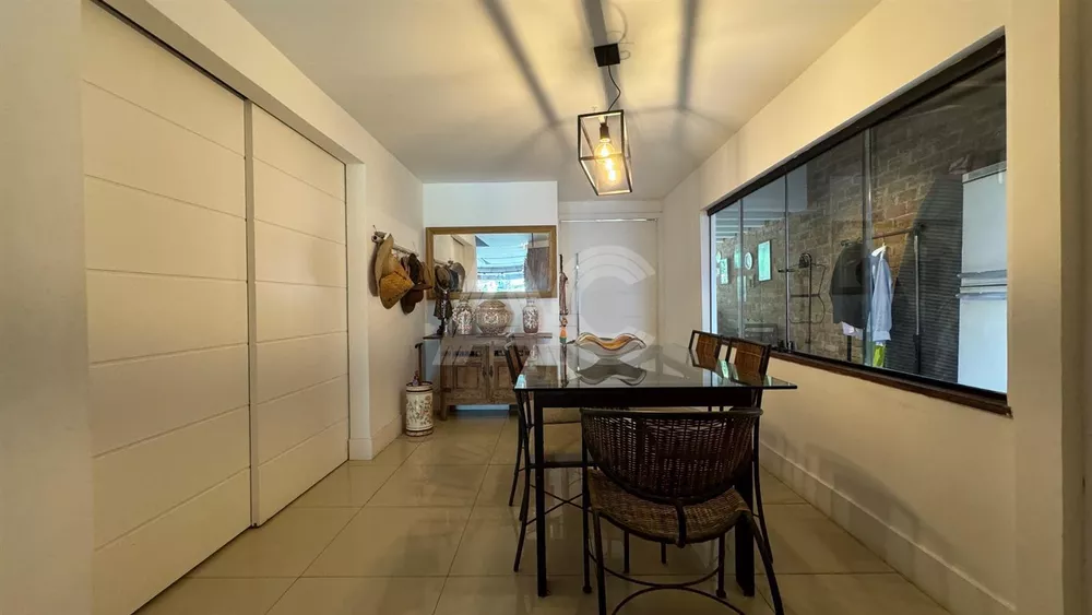 Casa de Condomínio à venda com 4 quartos, 250m² - Foto 6