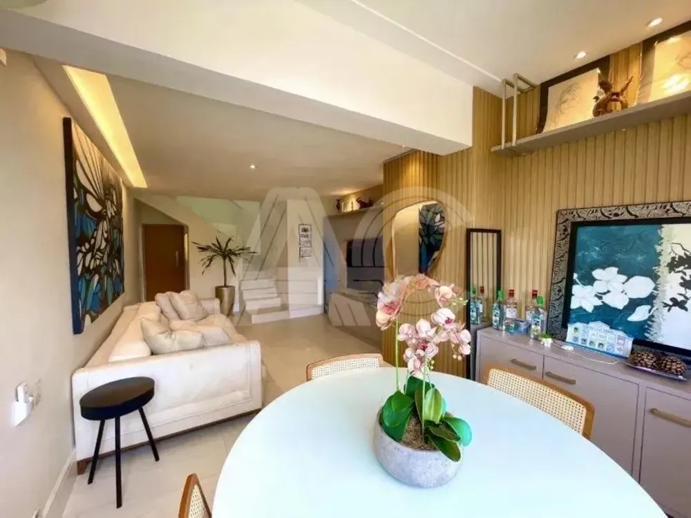 Cobertura, 3 quartos, 228 m² - Foto 2