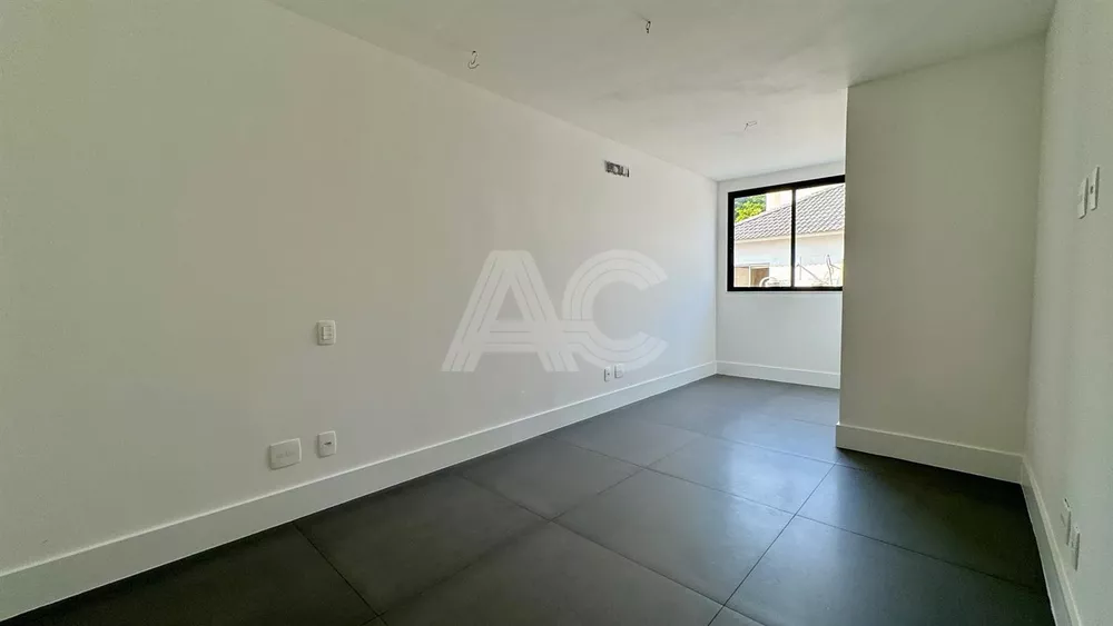 Casa de Condomínio à venda com 4 quartos, 350m² - Foto 24