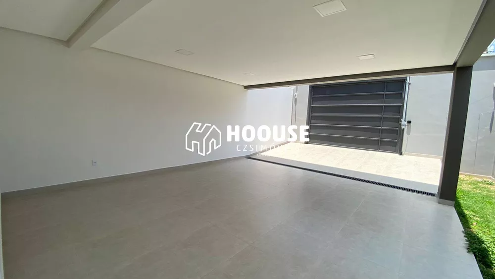 Casa à venda com 3 quartos, 230m² - Foto 4