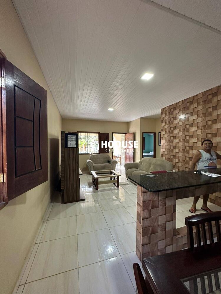 Casa à venda com 2 quartos, 300m² - Foto 12