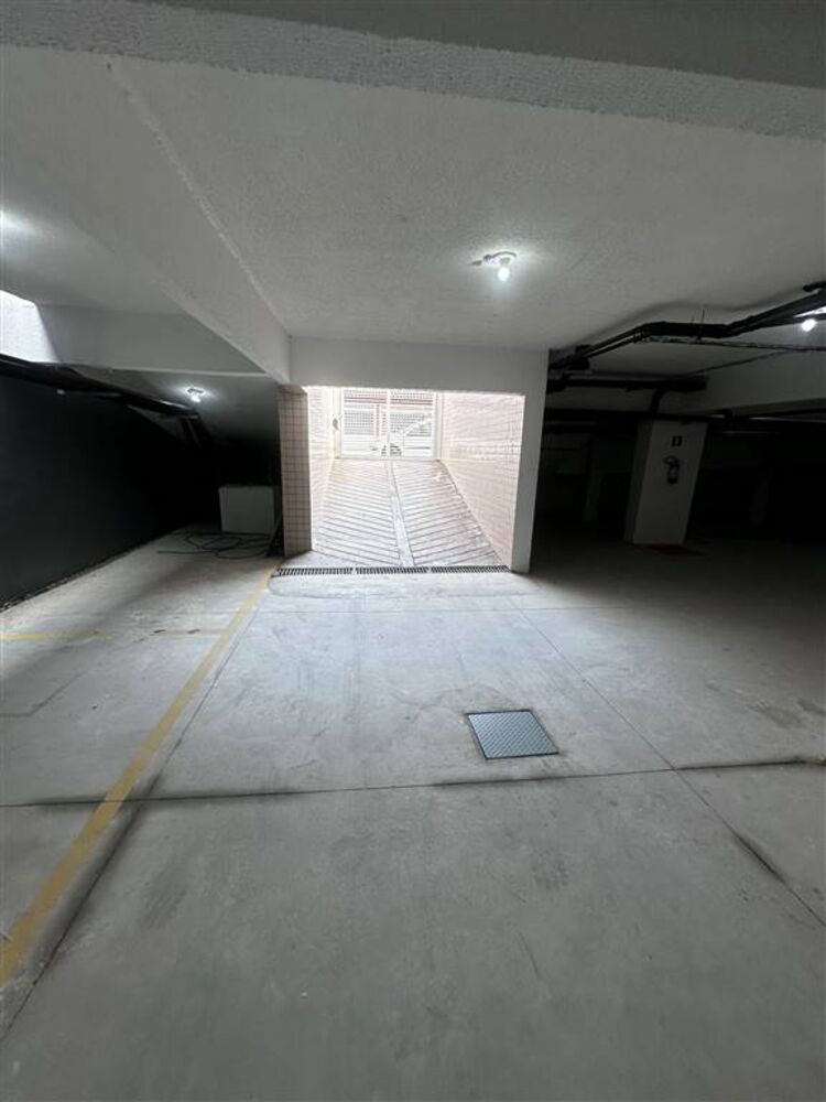 Apartamento à venda com 1 quarto, 45m² - Foto 11