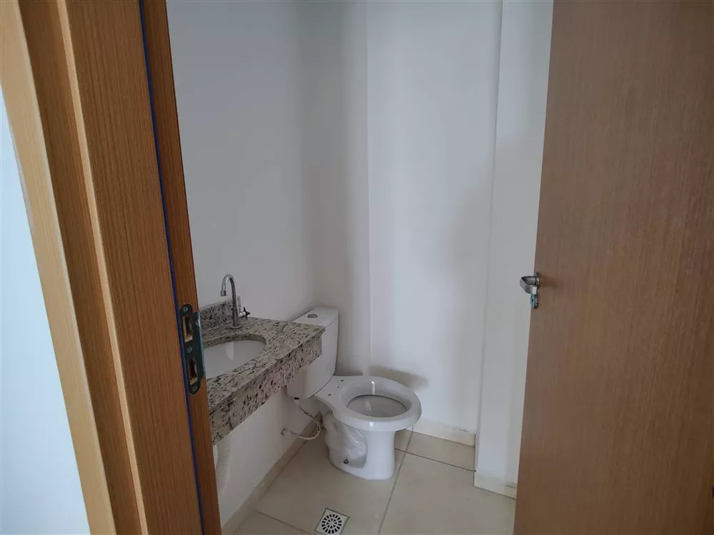 Apartamento à venda com 2 quartos, 80m² - Foto 2