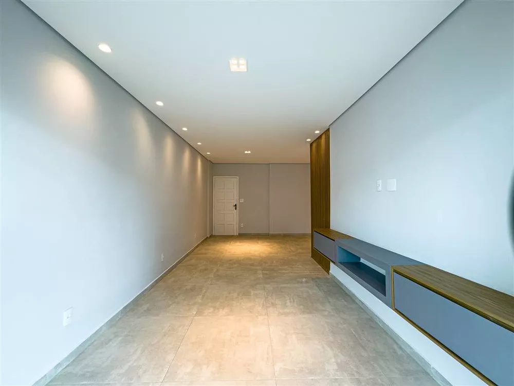 Apartamento à venda com 2 quartos, 232m² - Foto 5