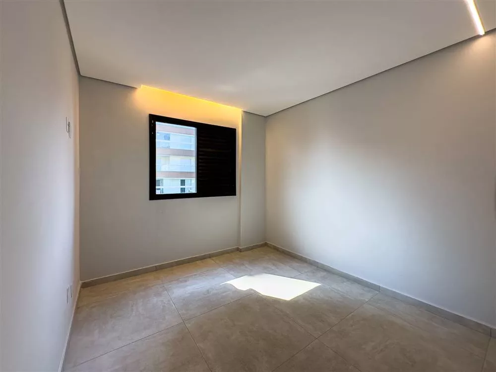 Apartamento à venda com 2 quartos, 232m² - Foto 11