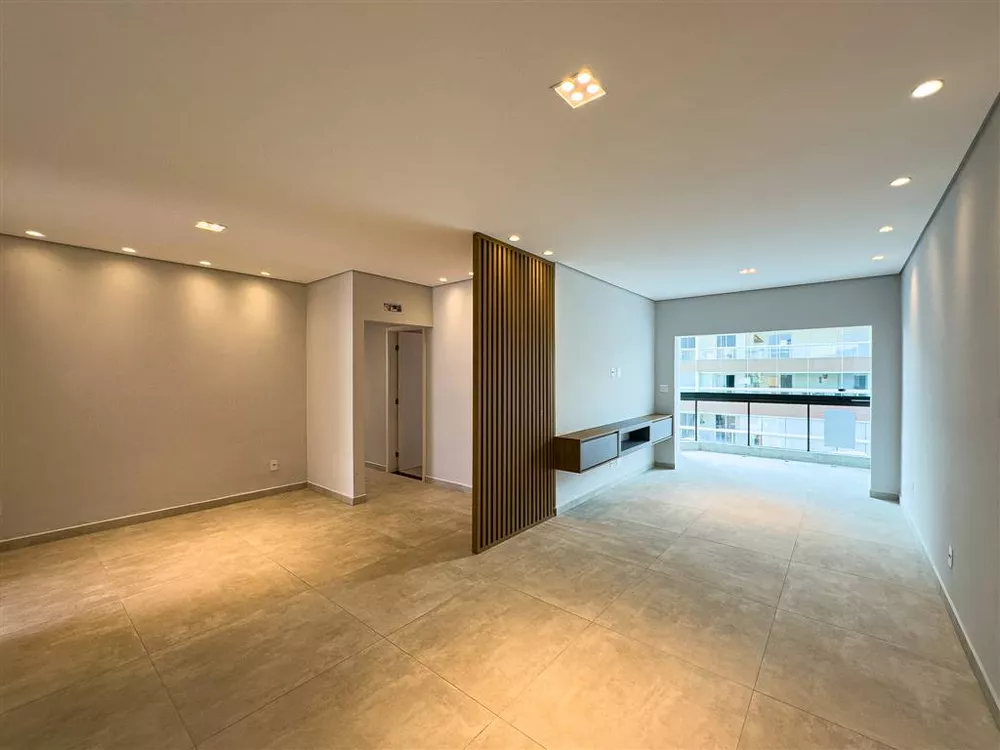 Apartamento à venda com 2 quartos, 232m² - Foto 1