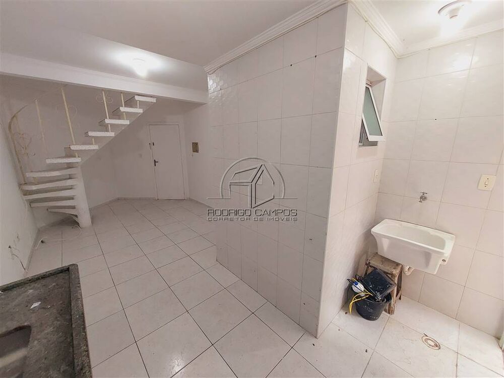 Sobrado à venda com 2 quartos, 66m² - Foto 3