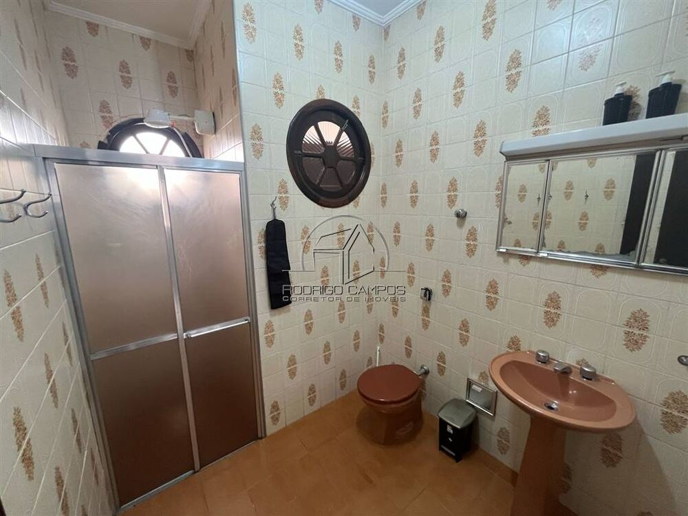 Casa, 4 quartos, 280 m² - Foto 1
