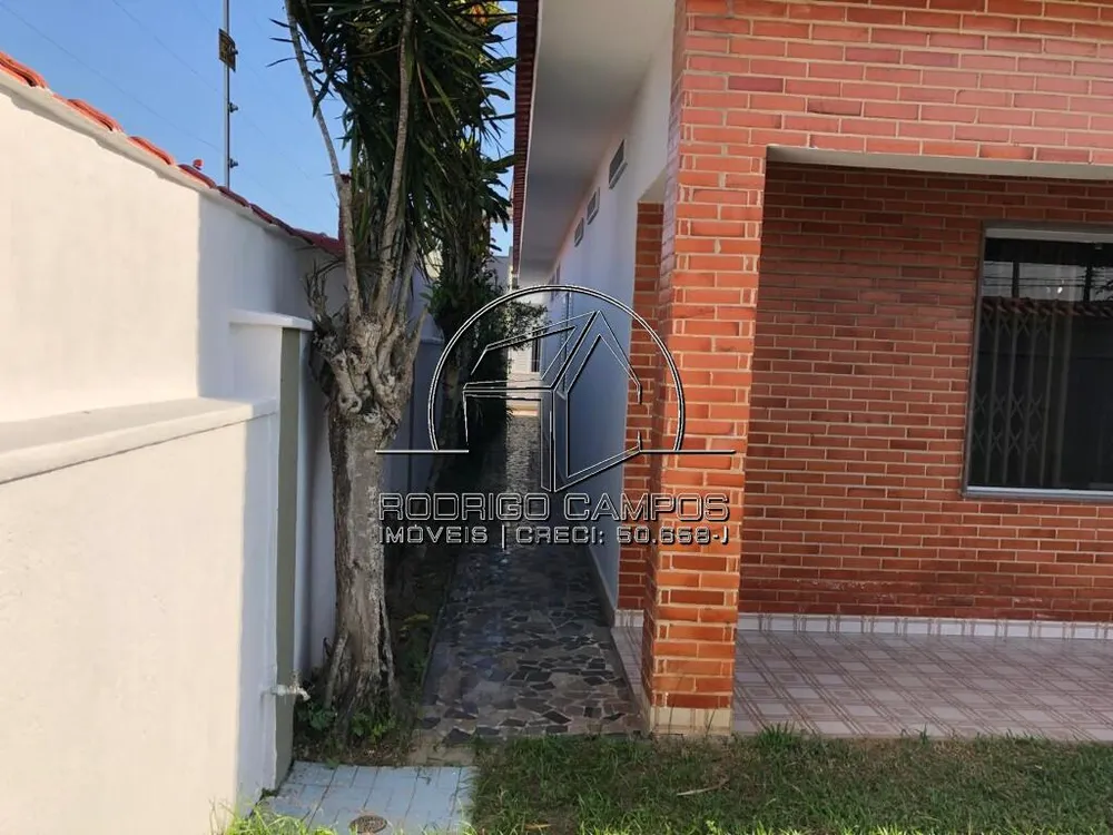 Casa, 3 quartos, 272 m² - Foto 1