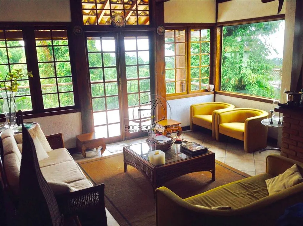 Casa, 3 quartos, 244 m² - Foto 2