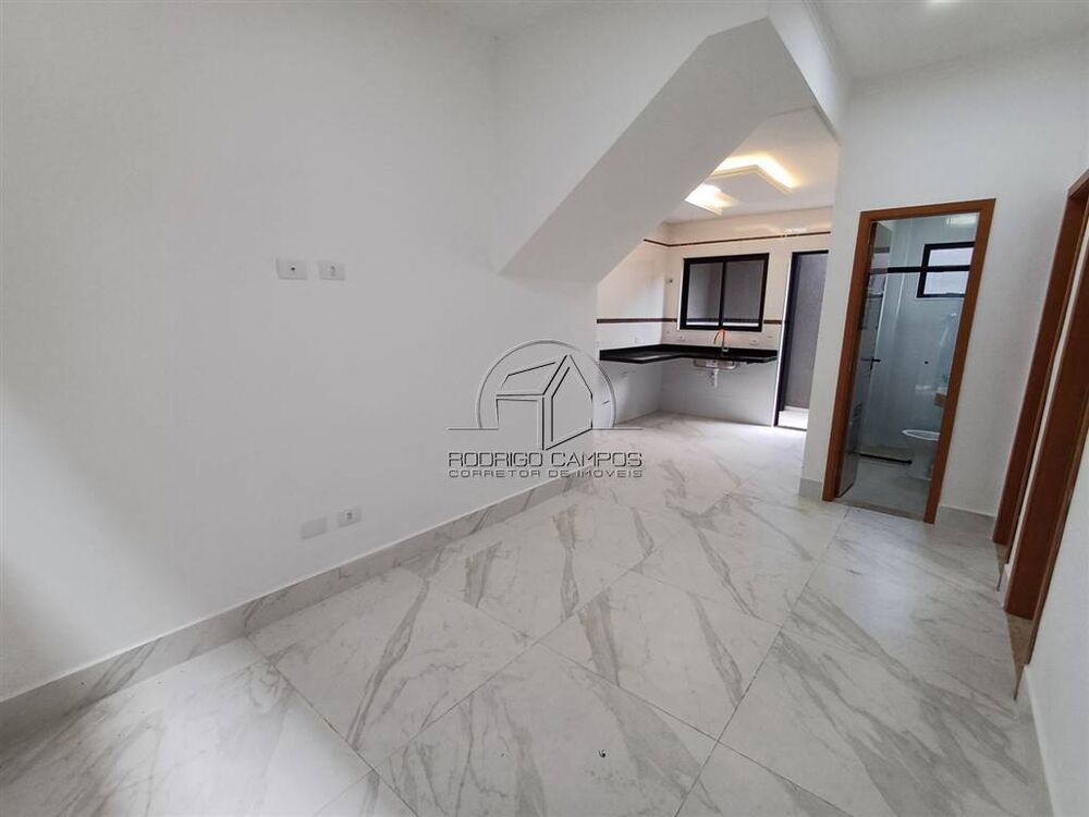 Casa à venda com 2 quartos, 55m² - Foto 1