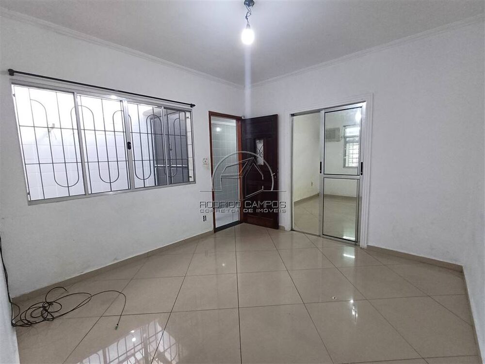 Casa à venda com 3 quartos - Foto 1