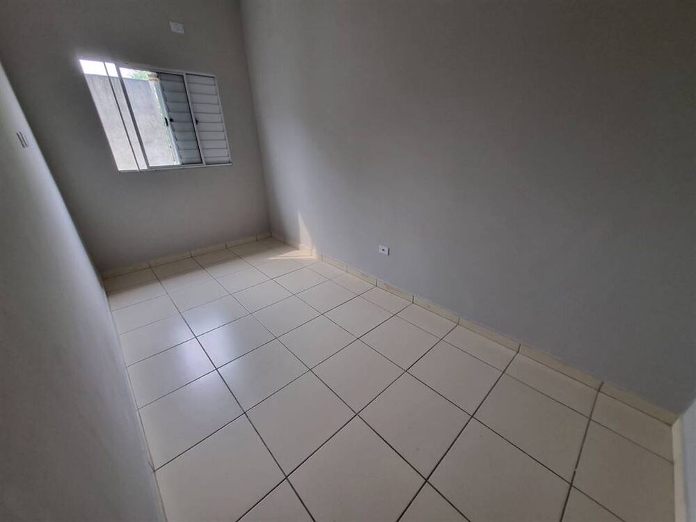 Casa à venda com 2 quartos, 54m² - Foto 5