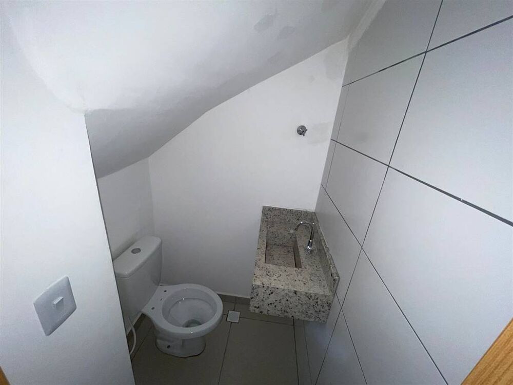 Casa de Condomínio à venda com 2 quartos, 55m² - Foto 1