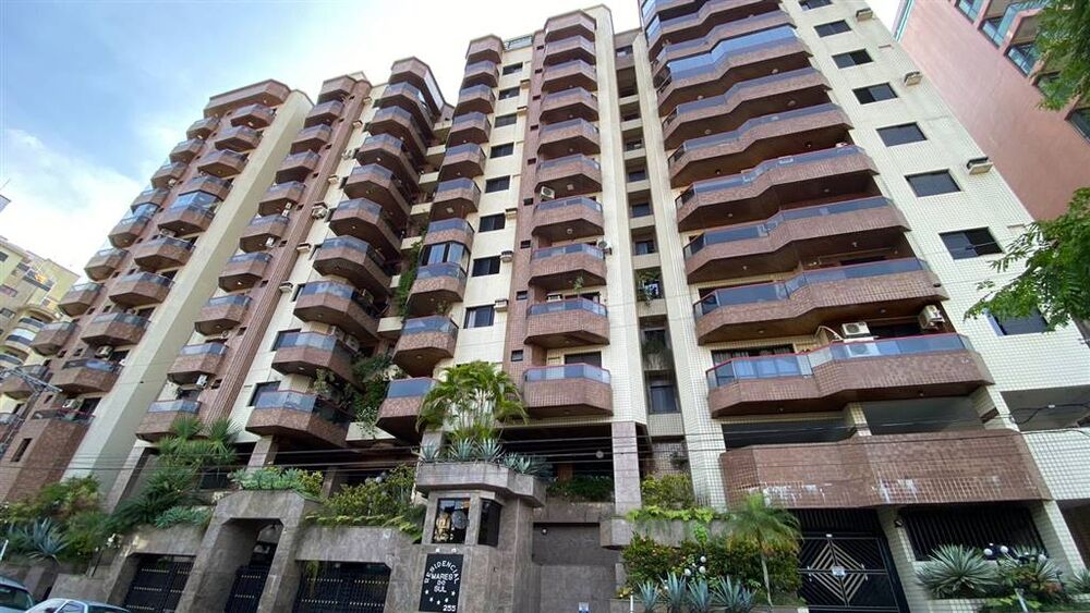 Apartamento à venda com 2 quartos, 100m² - Foto 2