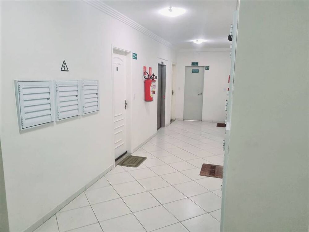 Apartamento para alugar com 3 quartos, 102m² - Foto 9