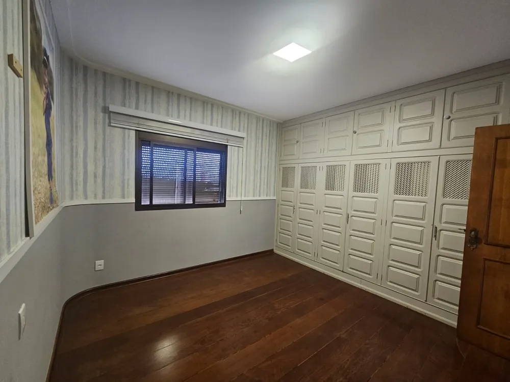Apartamento, 3 quartos, 187 m² - Foto 1
