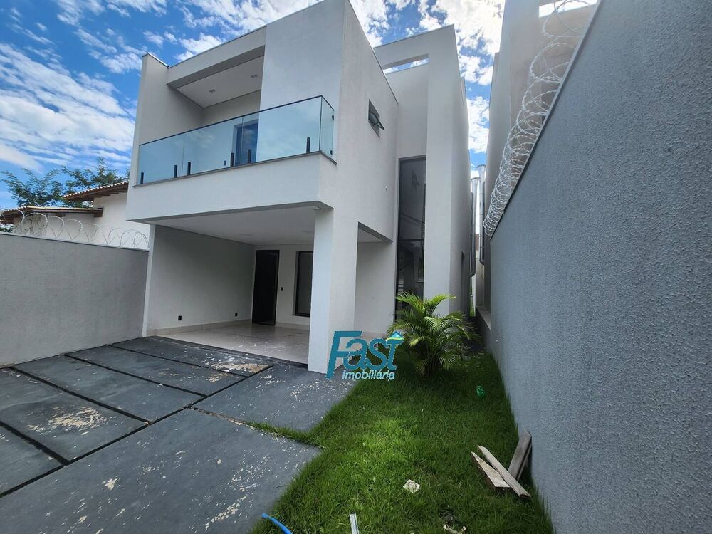 Casa à venda com 3 quartos, 131m² - Foto 6