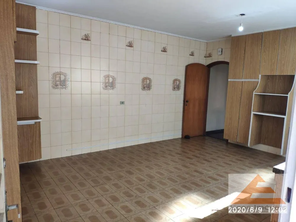 Sobrado, 3 quartos, 270 m² - Foto 2