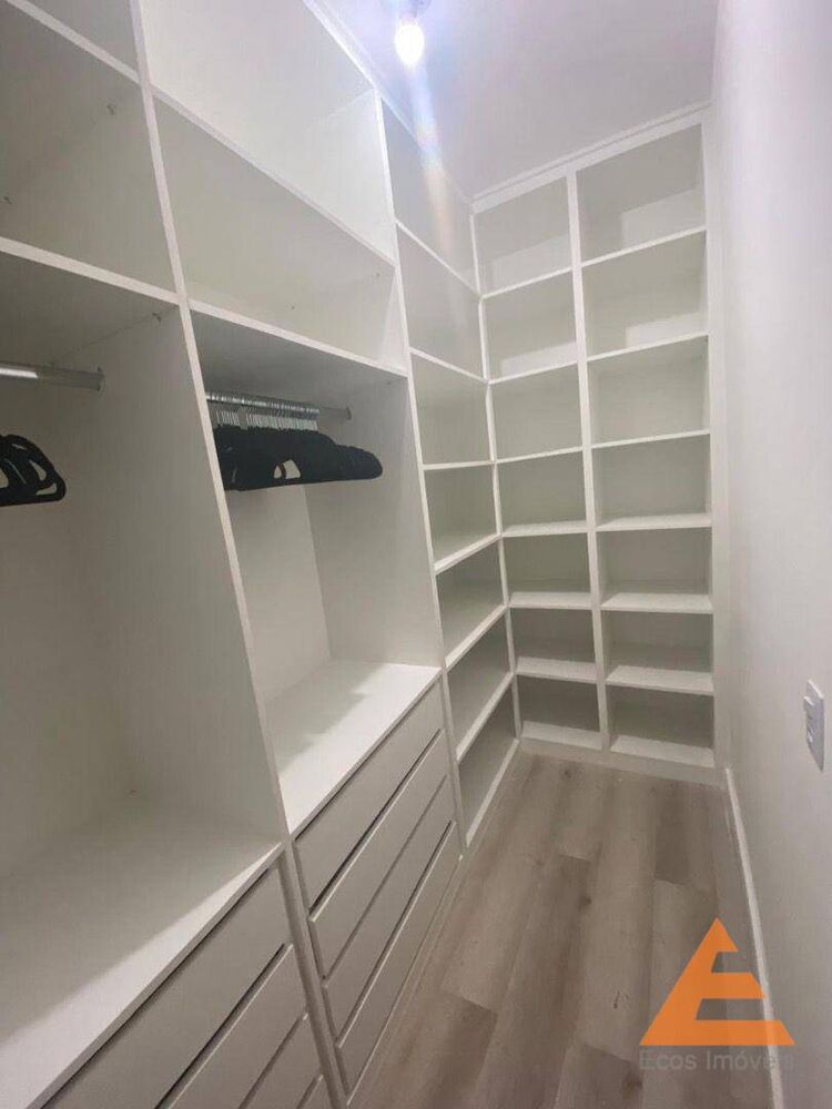 Casa, 3 quartos, 200 m² - Foto 25