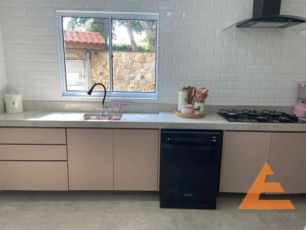 Casa, 3 quartos, 200 m² - Foto 26