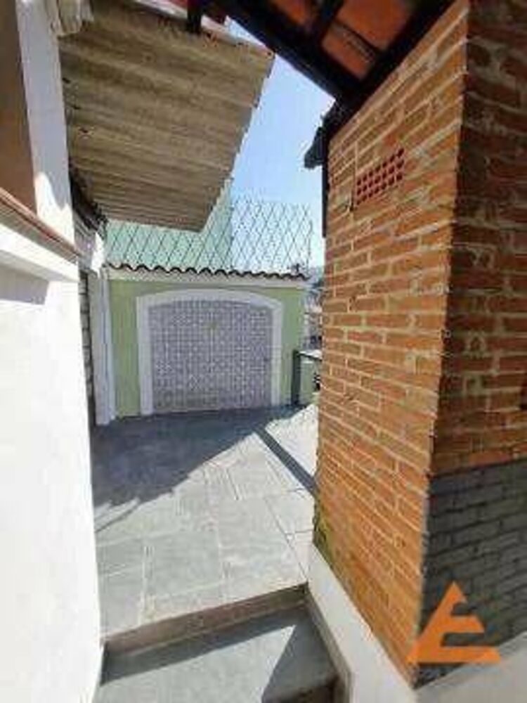 Sobrado para alugar com 3 quartos, 220m² - Foto 2