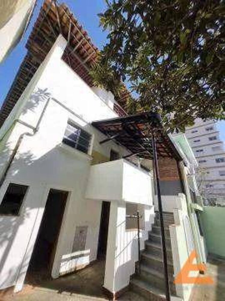 Sobrado para alugar com 3 quartos, 220m² - Foto 3