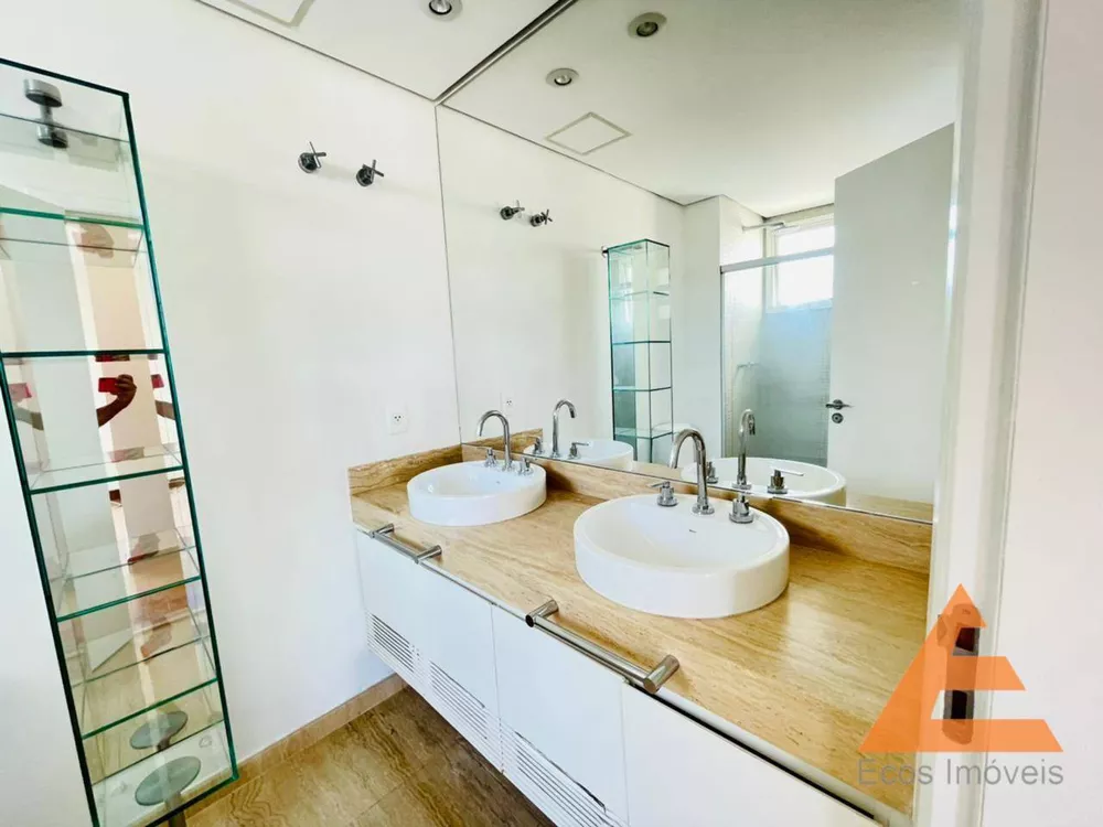 Apartamento, 3 quartos, 215 m² - Foto 3
