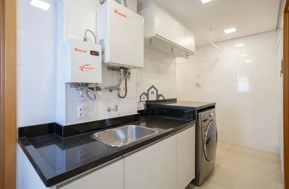 Apartamento, 3 quartos, 224 m² - Foto 1