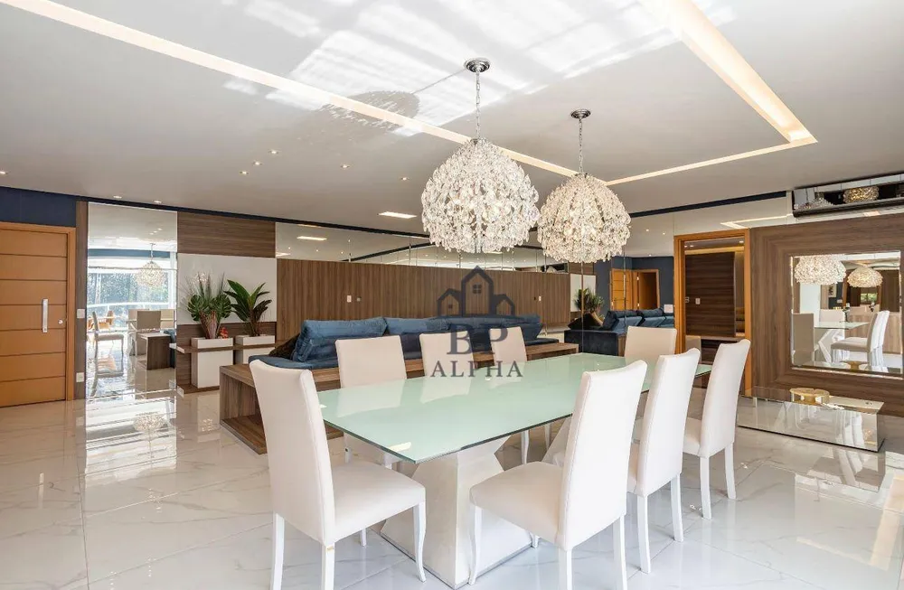 Apartamento, 3 quartos, 224 m² - Foto 2