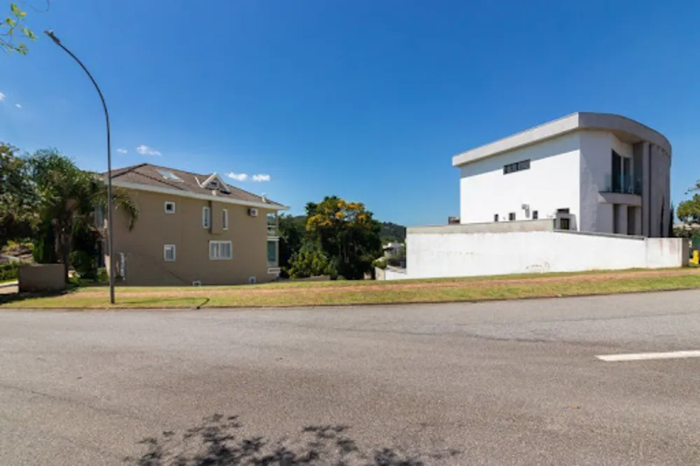 Loteamento e Condomínio, 606 m² - Foto 2